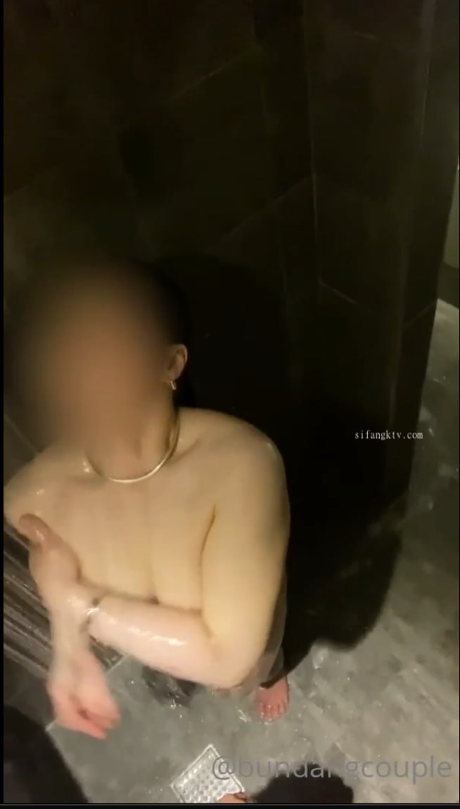 黑巨屌性爱派对
